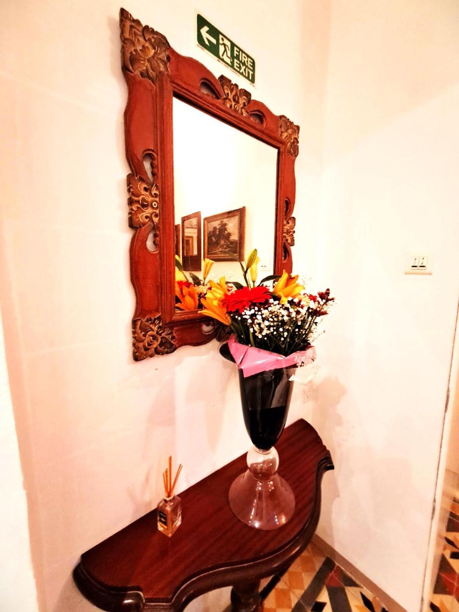 Saint Julian'sRotas B住宿加早餐旅馆 外观 照片
